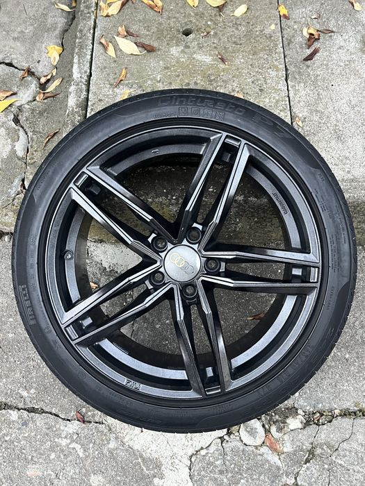 Jante r18 245 40  (vand sau schimb)