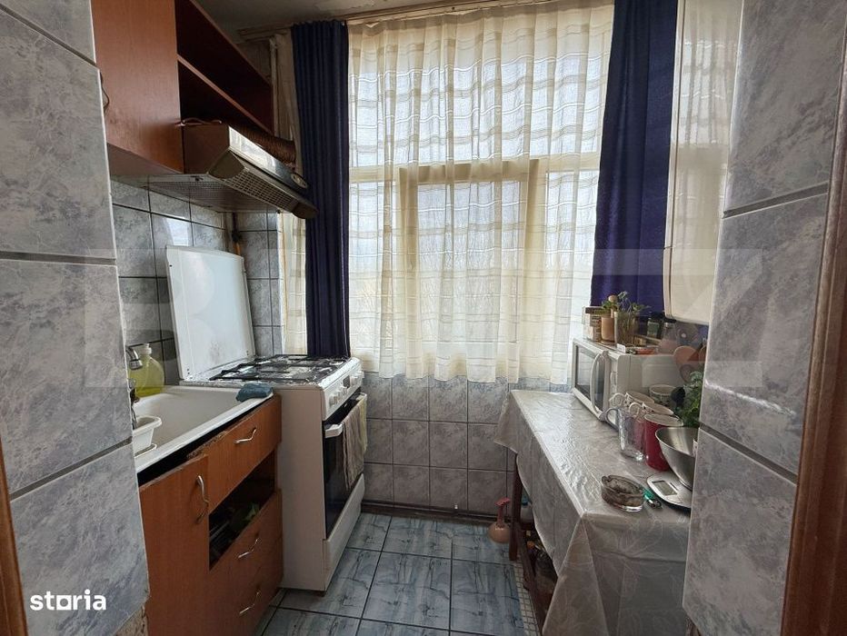 Apartament 2 camere, decomandat, zona Mall — fotografia 3