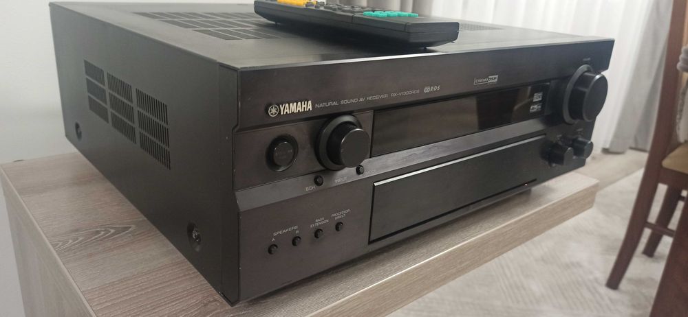 Yamaha RX-V1300RDS 6.1 канала дистанционно