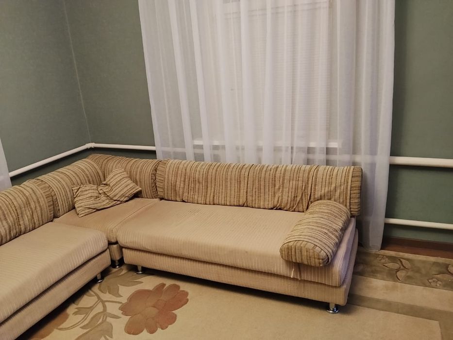 Диван мягкий уголок