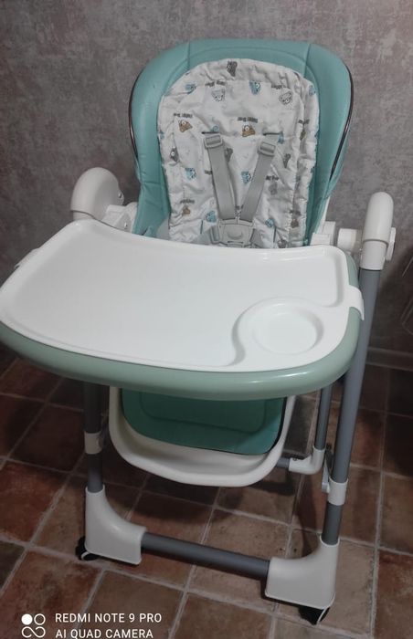 Продам стульчик для кормления