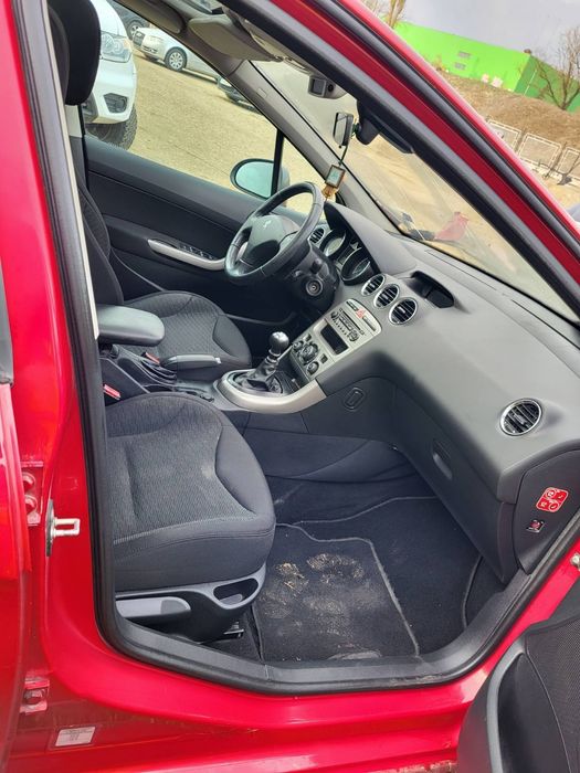 Пежо 308 SW на части