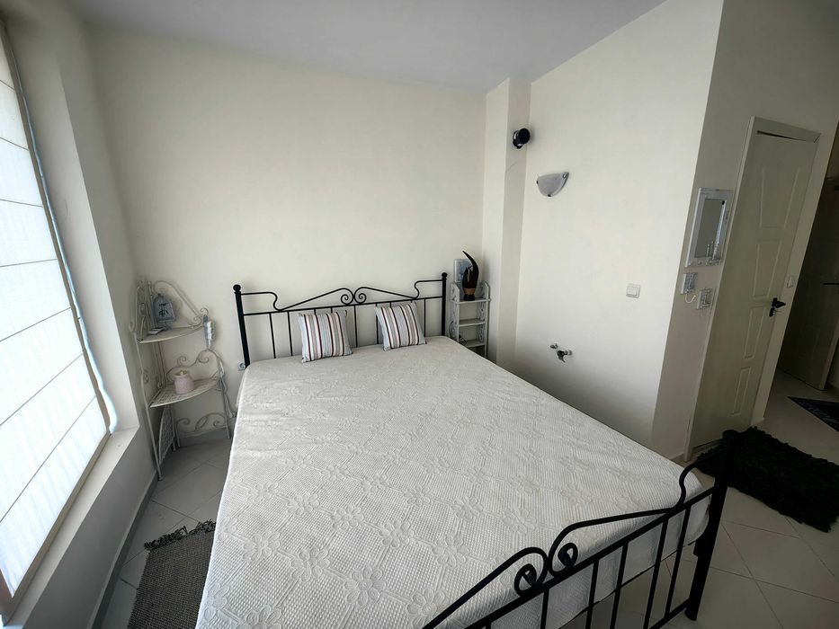 Продава се Едностаен апартамент в Несебър - 30 кв.м за 1334 €/кв.м - Снимка #2