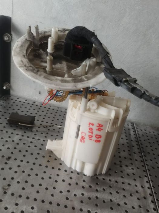 pompa combustibil rezervor 2.0 tdi cag audi a5 8t a4 b8 0580205001