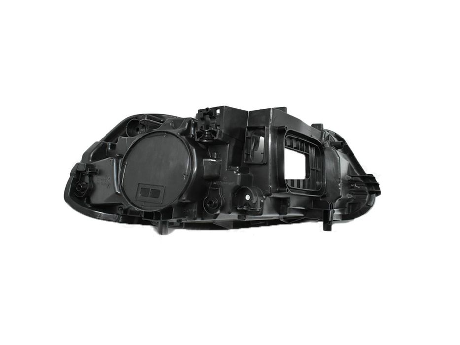 Корпус за фар на Mercedes CLA W118