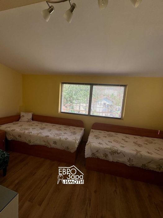 Двуетажна къща за продажба в гр.Шипка