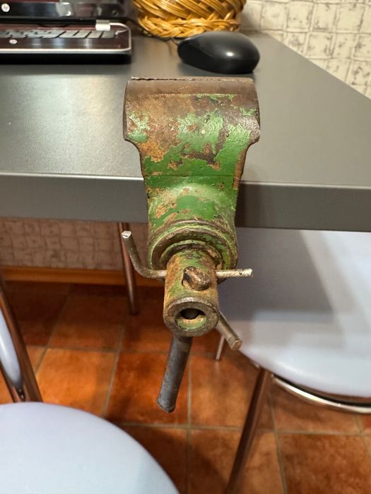 Тиски малые ссср