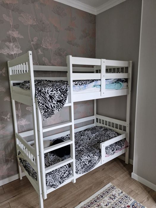 Двухярусная кровать