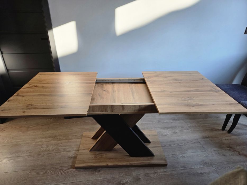 Разтегателна маса