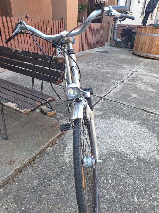 Vând bicicletă de oraș