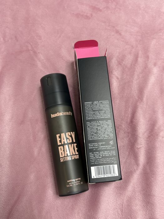 huda beauty setting spray full size