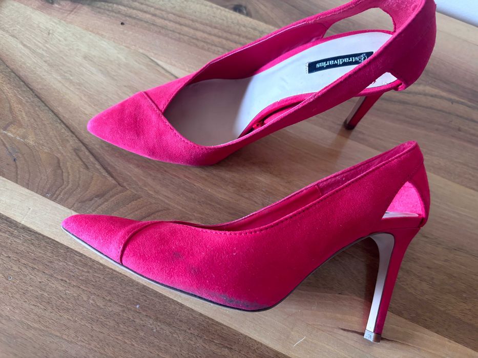 Pantofi rosii imitatie piele intoarsa marimea 37 Stradivarius