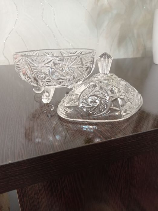 Продам вазы на подарок