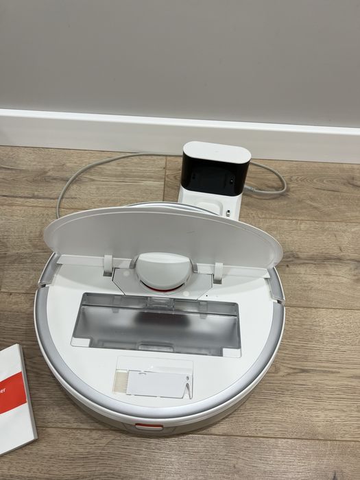 Робот-пылесос Roborock S5 Max (б/у, почти новый)