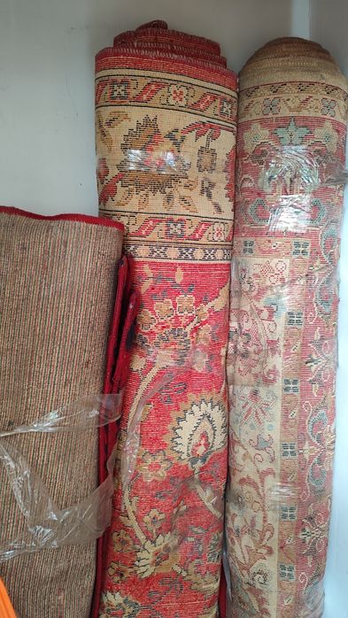 Продам 2 Ковра и палас