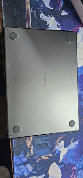 MacBook m3 Pro 18/512 Батарей 100%