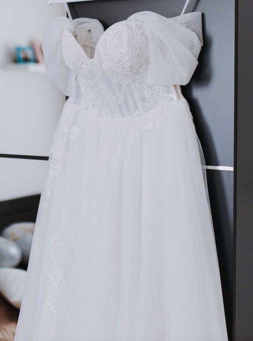 Продавам булчинска рокля