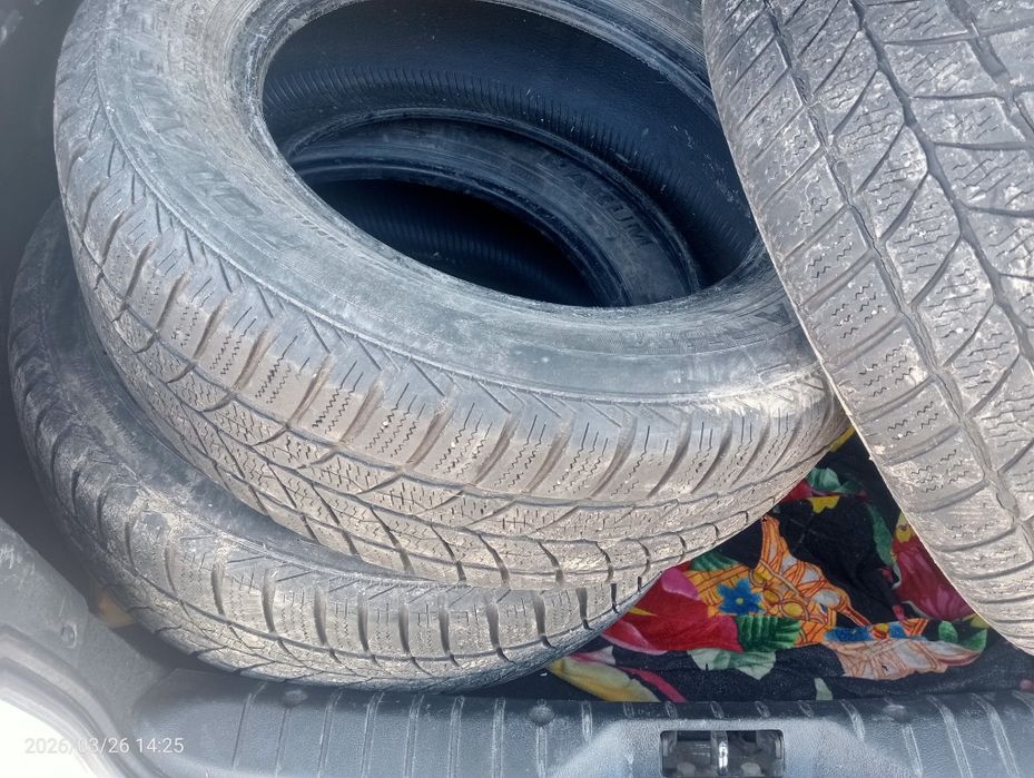 Продам 4 балона на 15