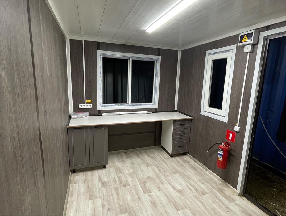 Мобильный контейнер, бытовка