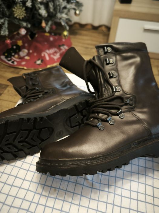 Bocanci militari maro