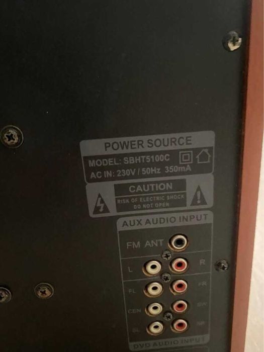 Serioux SBhT5100C Soundbar + субуфер + 1 тонколона - в добро състояние - 140W