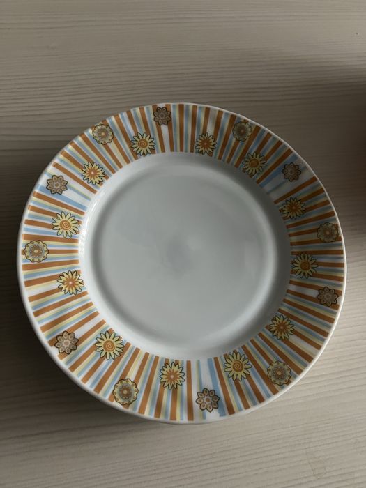 Набор тарелок под горячее