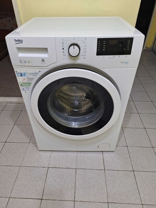 Продавам пералня Беко 7кг 1200об А+++ 60 на 60см