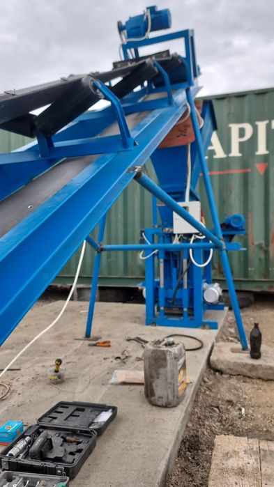 Станок пескаблока шлакаблока