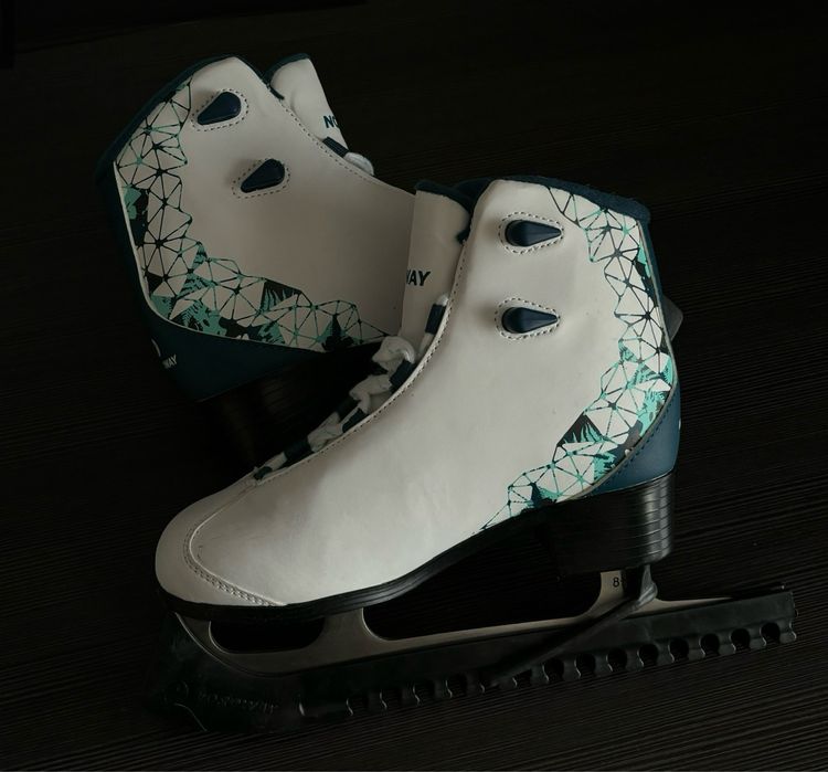 Женские коньки 36 размера