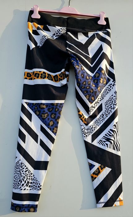 Adidas оригинален дамски клин Л размер