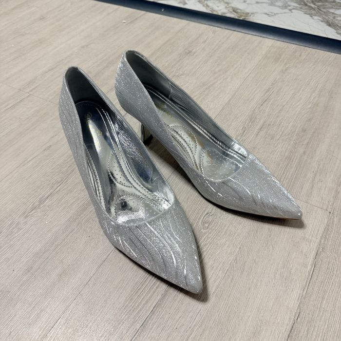 Туфли блестящие серебро