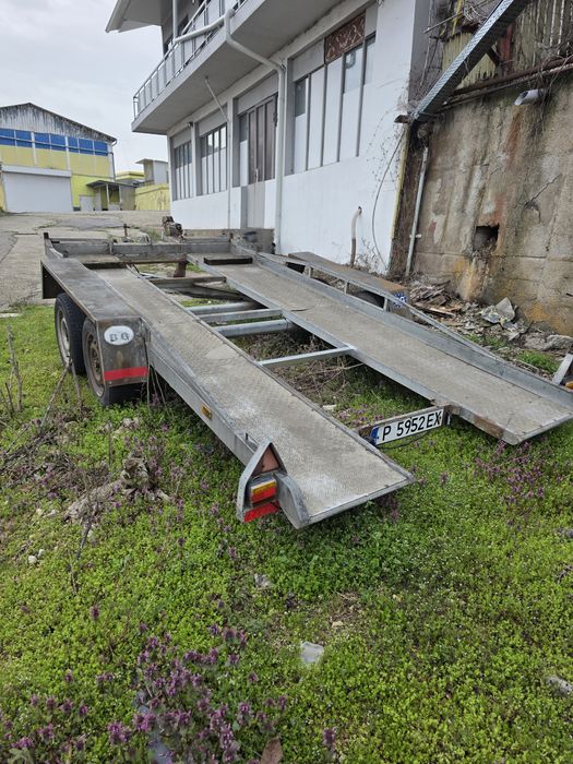 Падаща платформа със спирачки