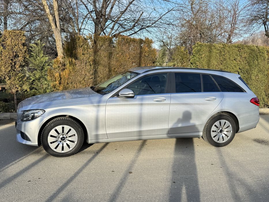 Mercedes C200 CDI 2016 Automat 7G Incalzire Scaune Carlig LED Piele