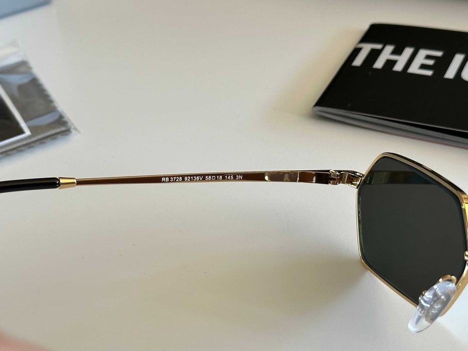 Слънчеви очила Ray-Ban Yevi RB3728