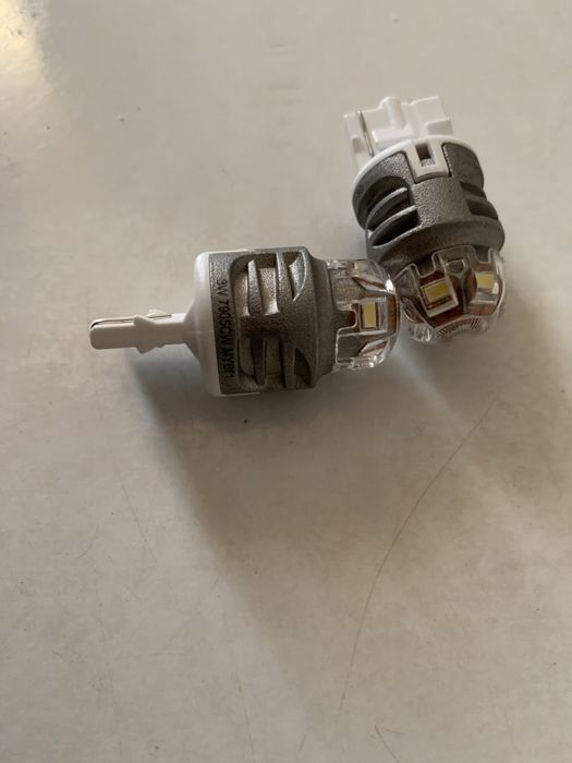 Becuri led Osram 6000K 3W 12V 7905CW