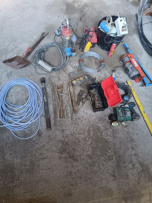 Instalație foraj, mașina de fântâni, varianta umed și uscat, monofazat