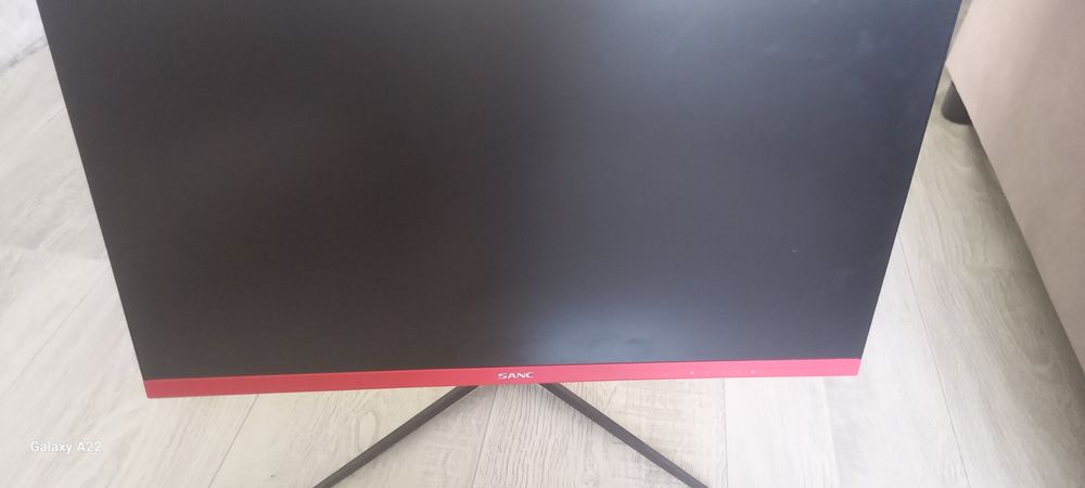 Монитор 180 герц, срочно, дёшево