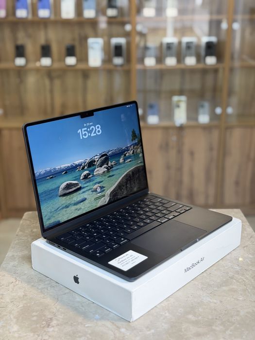 MacBook Air M3 | PhoneLab