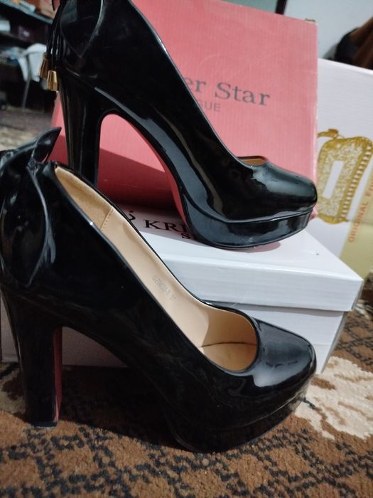 Baxor uchunuljallangan tufli