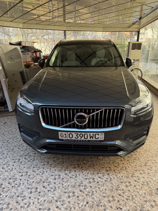 Volvo cx90 2023г