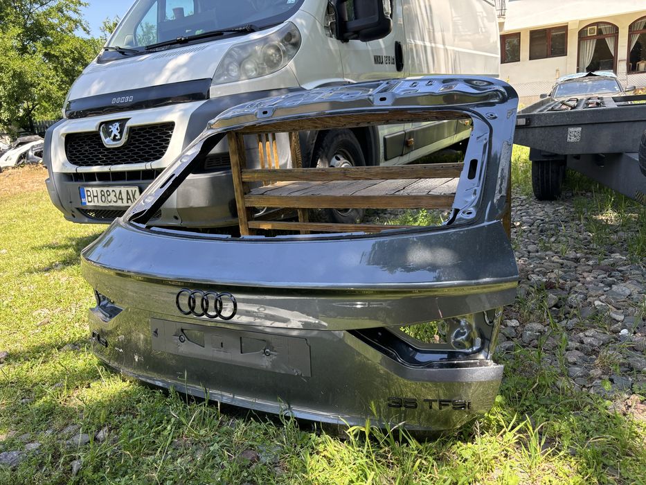 Капак Задна врата Багажник Ауди/Audi Q3