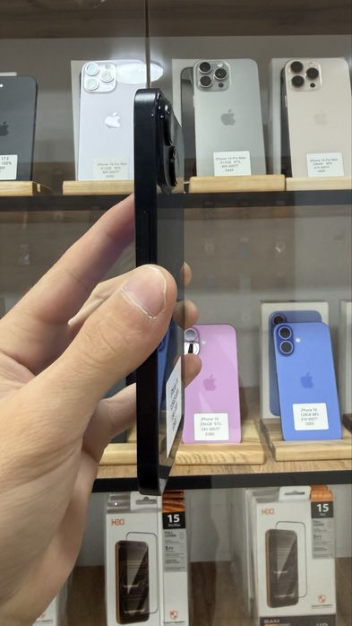 iPhone 14