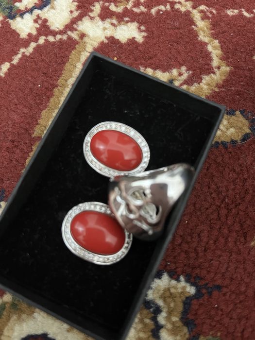 Продам комплект из чистого серебра!