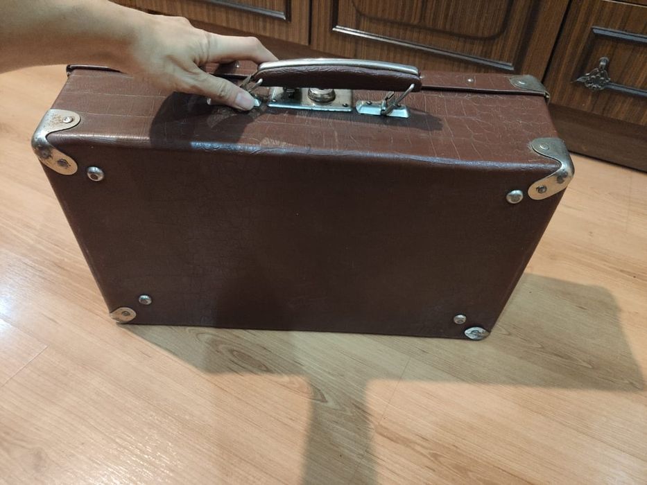 Советский чемодан