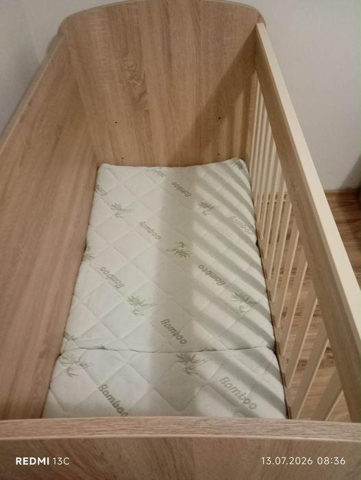 Дървена детска кошара с матрак