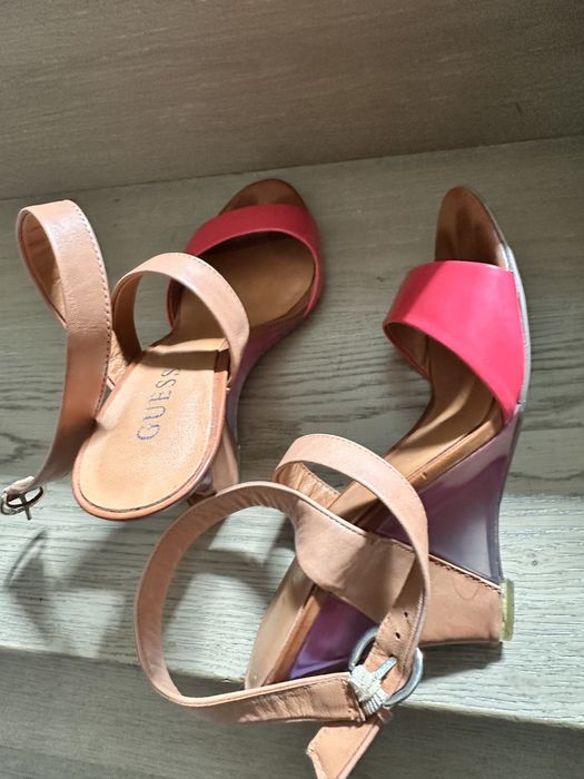 Sandale Guess din piele naturala