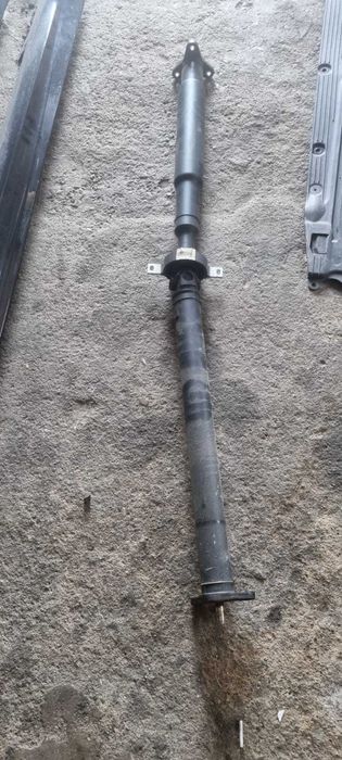 Cardan mare BMW F30 F31 F32 F33 F36 cod 8678455 cutie manuala L=1571MM