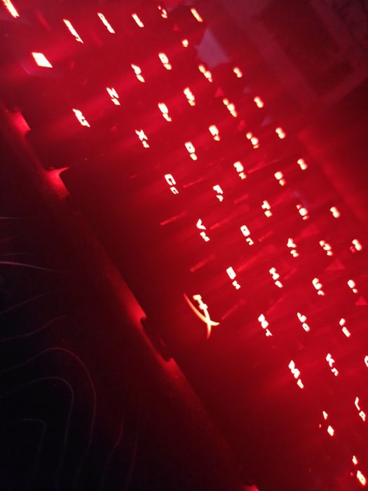 Обмениваю или продаю клавитару