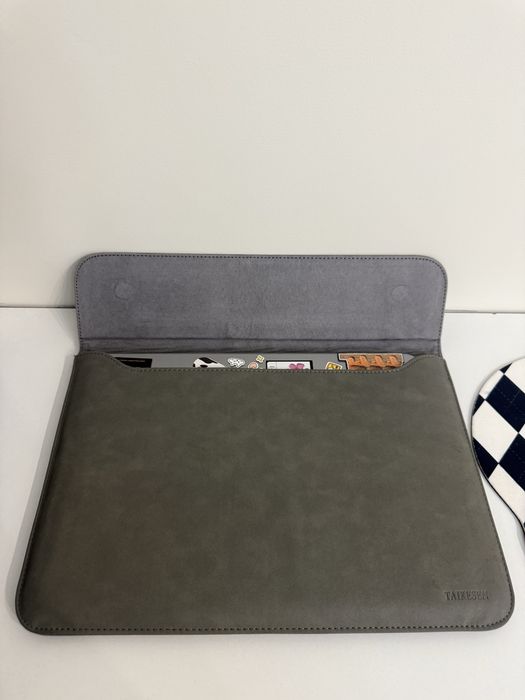 Продаю MacBook Air M2 13.6” 512 ГБ