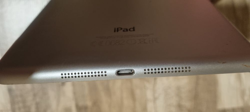iPad model A1432